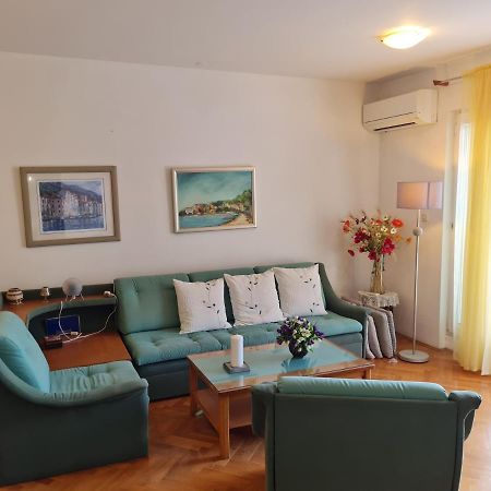 Apartment Silva, 50M From Beach Makarska Extérieur photo