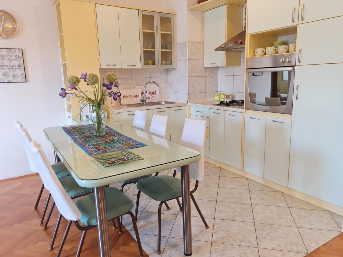 Apartment Silva, 50M From Beach Makarska Extérieur photo
