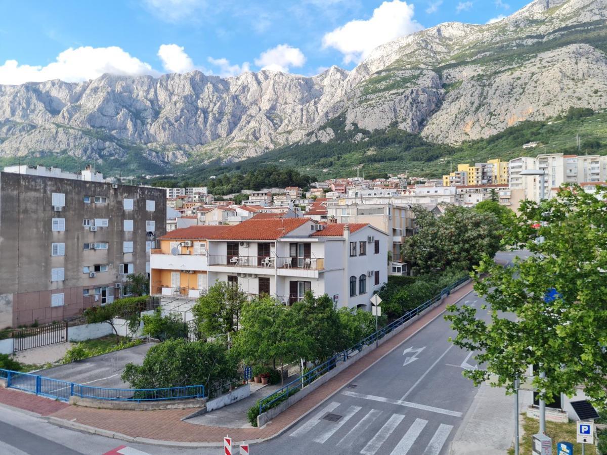 Apartment Silva, 50M From Beach Makarska Extérieur photo